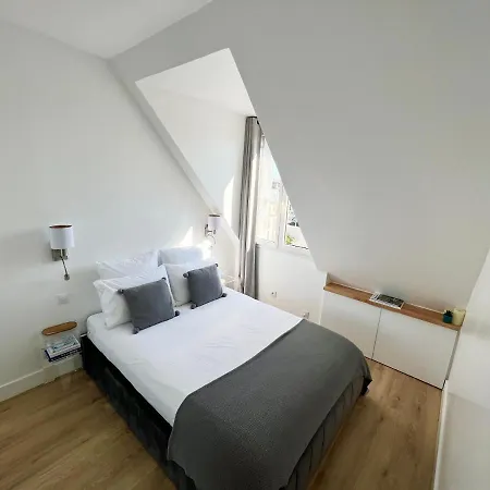 Apartmán Mynestparis 2-br In Center , Air Conditioner , Elevator *